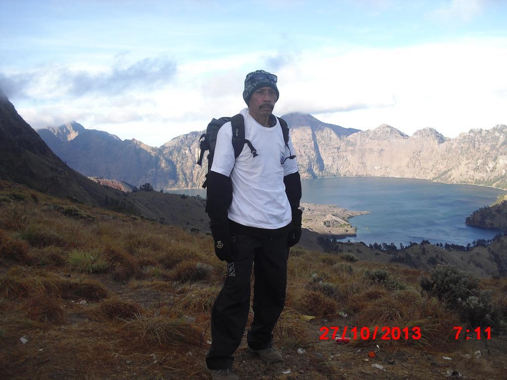 Rinjani Trails Hotel Senaru Ngoại thất bức ảnh